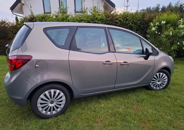 Opel Meriva cena 20700 przebieg: 229561, rok produkcji 2011 z Skalbmierz małe 781